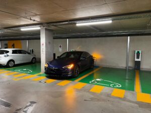 recharger sa voiture électrique en copropriété