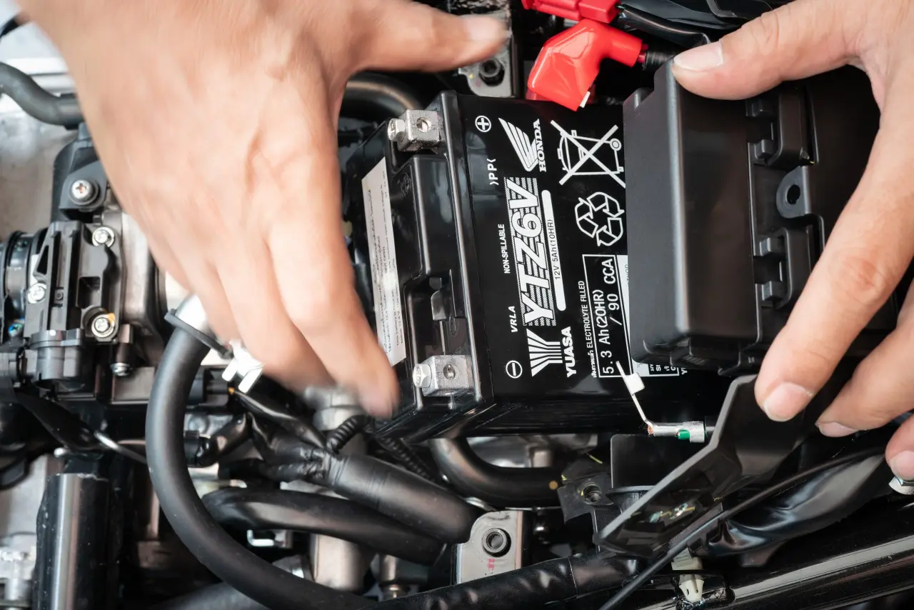 Batterie Moto Se Decharge A Larret